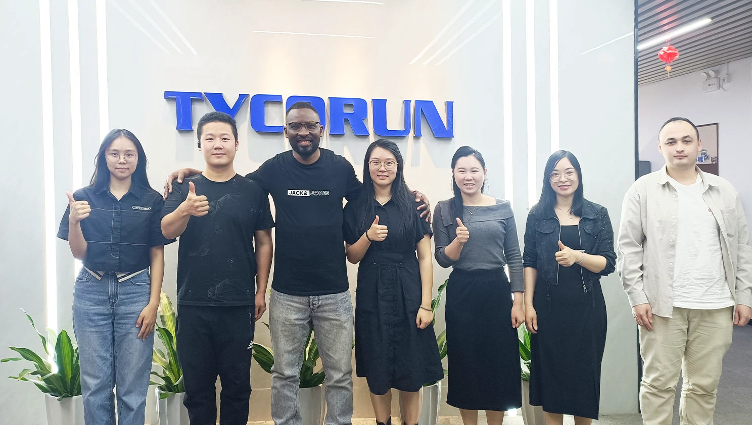 2023-07_Dubai_TYCORUN_CustomerPhoto