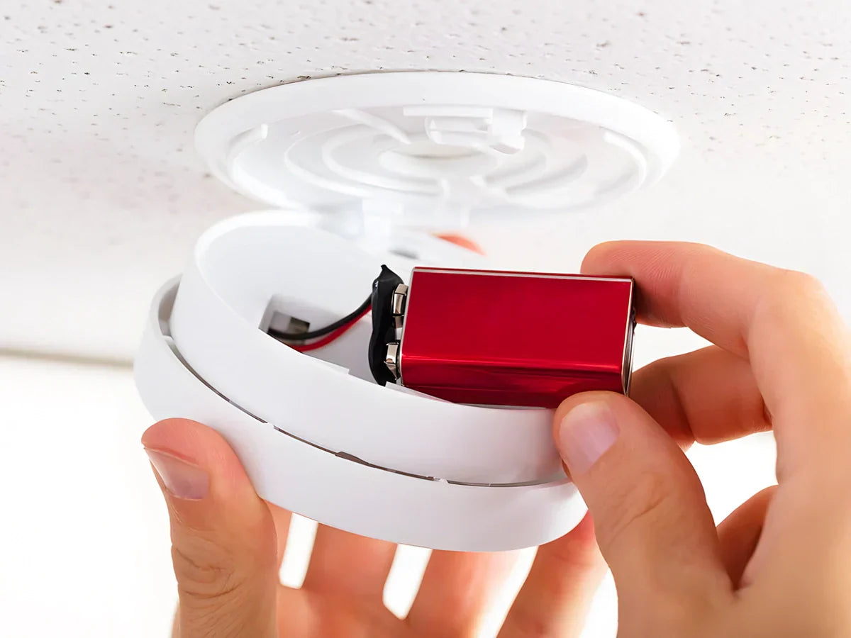 How to Change a Smoke Detector Battery for Ultimate Home Safety – TYCORUN
