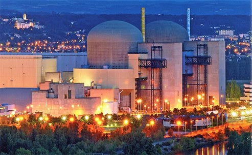 Nuclear energy in military and power generation applications