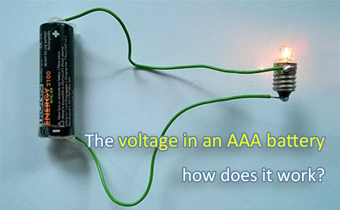 The voltage in an aaa battery - how does it work