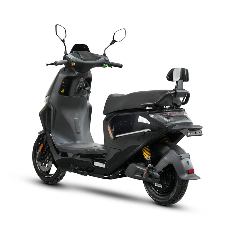 Custom S690 High-Speed 1500W Electric Scooter 2