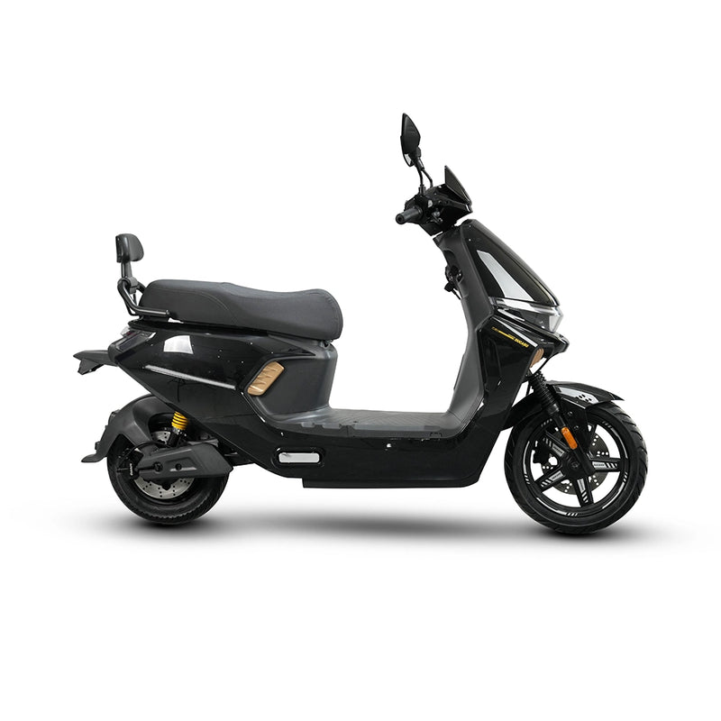 Custom S690 High-Speed 1500W Electric Scooter 5