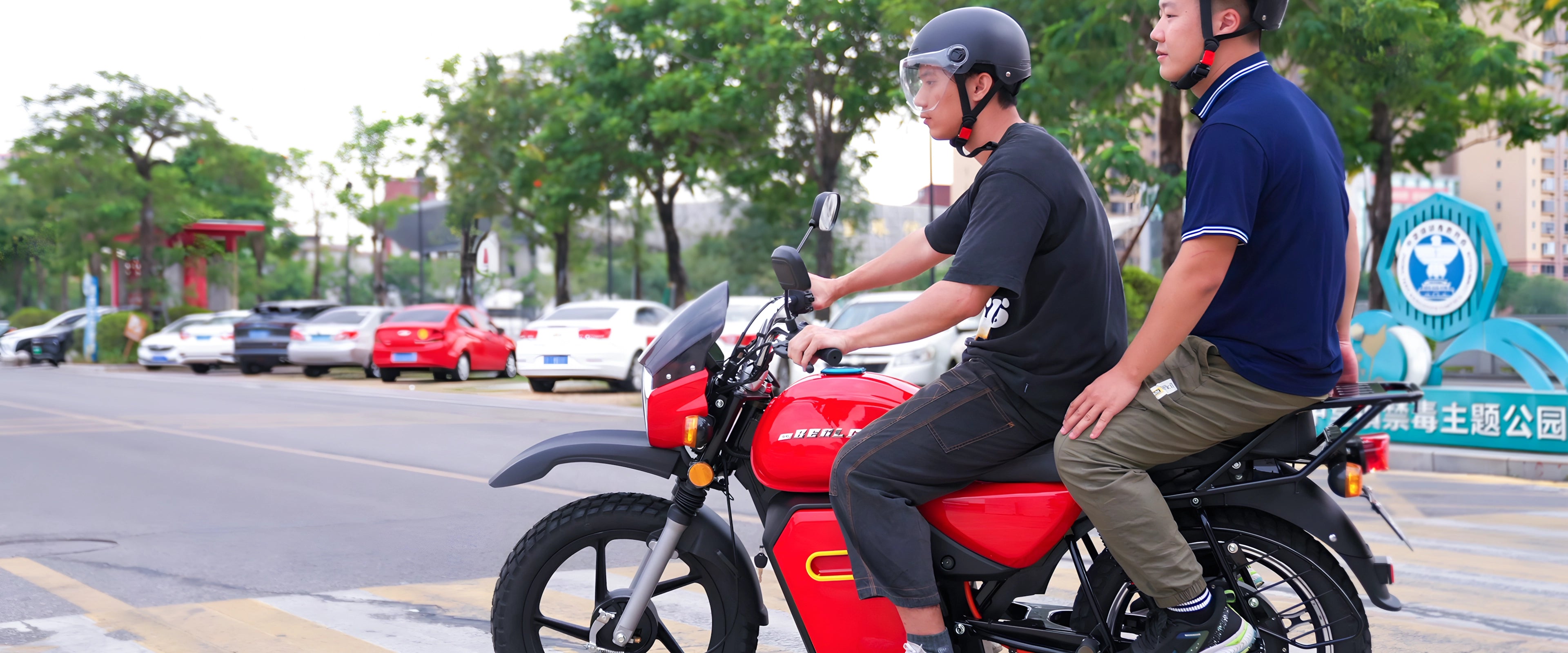 TYCORUN_Battery_Swap_Solutions_for_Motorcycle_Taxi_and_234-Wheelers